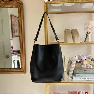 Madewell Transport Bucket Bag